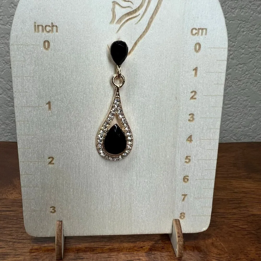 Teardrop Drop Earrings clutch back Earrings Cubic Zirconia Golden Tone Romantic